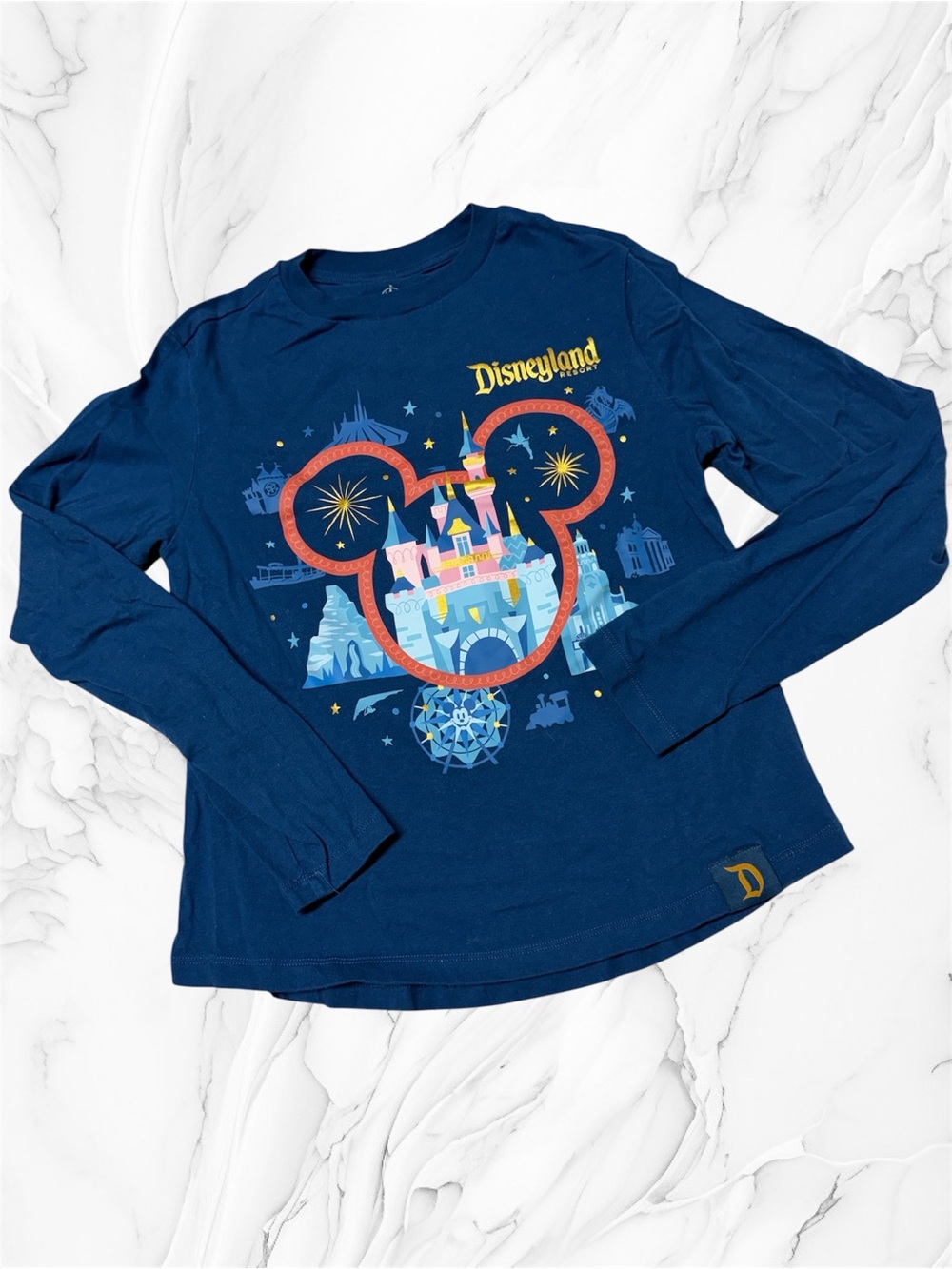 Disney resort Navy Blue Long Sleeve Disneyland Castle Graphic Tee XS